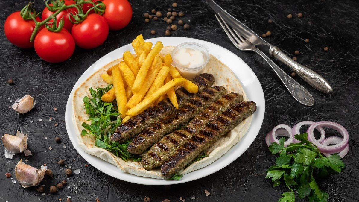 Kebab plate with fries from Sam's